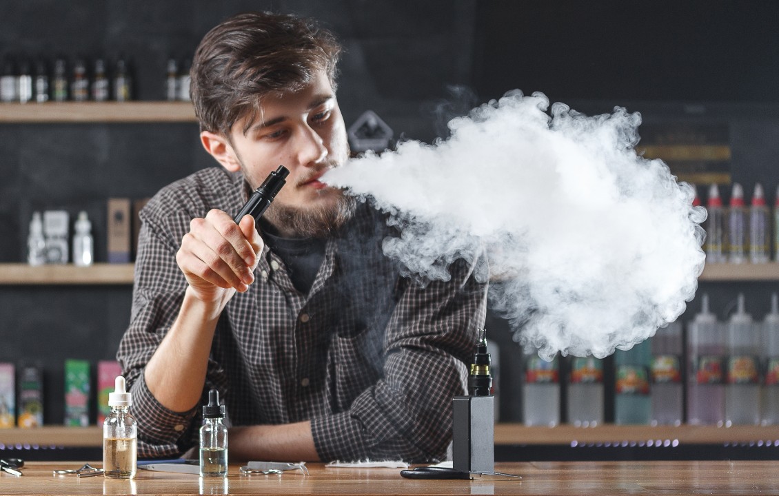 Transition from traditional cigarettes to vaping, first vape price concerns, switching to e-cigarette - FDA permits the marketing of an e-cigarette for the first time ...